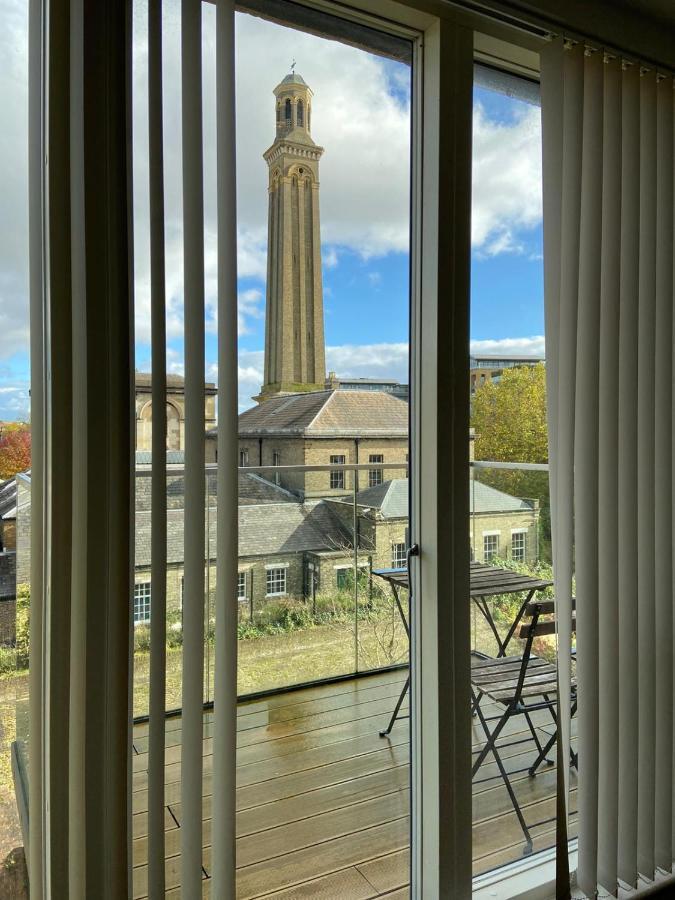 Blissful One Bed Near The River Кью Экстерьер фото